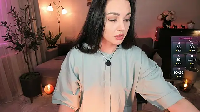 Viki Bellson online show from May 17, 7:21 pm