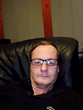 Snapshot of namorreyeb1 chatting on March 1, 10:10 pm namorreyeb1 online show from March 1, 10:10 pm