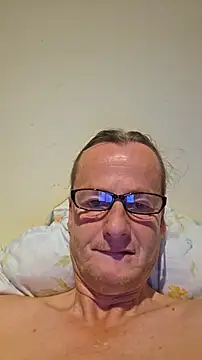 Snapshot of namorreyeb1 chatting on November 10, 7:40 am namorreyeb1 online show from November 10, 7:40 am