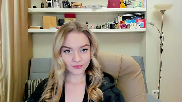 Kara Smith  online show from January 22, 12:06 am