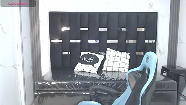 valeria a1 online show from February 6, 3:00 am