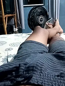 Snapshot of Cleitin19861 chatting on March 9, 6:17 am Cleitin19861 online show from March 9, 6:17 am