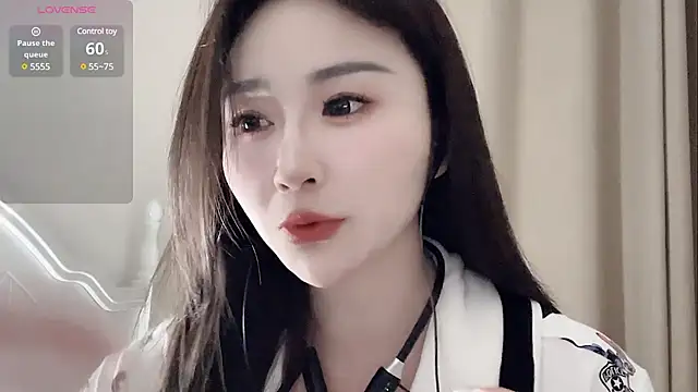 Snapshot of sexy-cc666 chatting on March 14, 7:23 pm sexy-cc666 online show from March 14, 7:23 pm