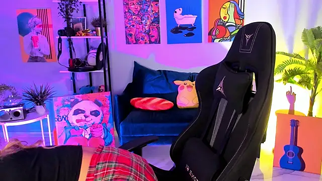 SarahAlluring online show from October 10, 12:04 pm