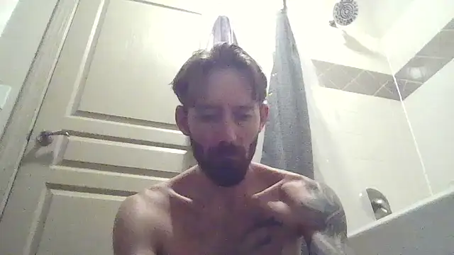 Snapshot of whowantsacreampie chatting on November 26, 2:40 pm whowantsacreampie online show from November 26, 2:40 pm