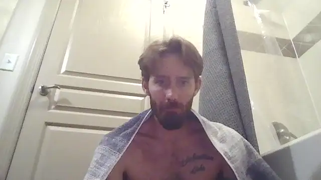 Snapshot of whowantsacreampie chatting on December 16, 1:05 pm whowantsacreampie online show from December 16, 1:05 pm