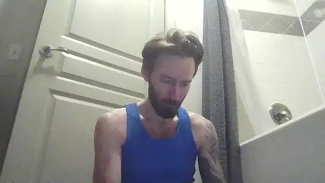 Snapshot of whowantsacreampie chatting on January 15, 7:13 am whowantsacreampie online show from January 15, 7:13 am