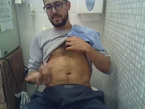 pdasgyn online show from December 3, 1:42 pm