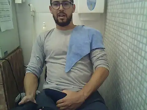 pdasgyn online show from December 5, 5:42 pm