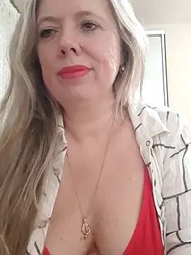 Snapshot of Irina3718 chatting on October 29, 4:53 pm Irina3718 online show from October 29, 4:53 pm