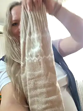 Irina3718 online show from February 15, 11:52 am