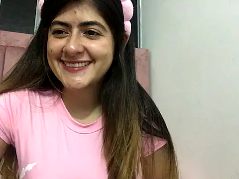 Snapshot of skyler1195 chatting on October 17, 3:20 am skyler1195 online show from October 17, 3:20 am