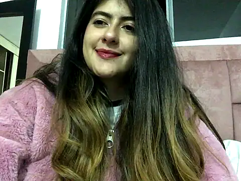 Snapshot of skyler1195 chatting on January 9, 2:03 am skyler1195 online show from January 9, 2:03 am