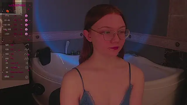 luv tessa online show from February 12, 1:33 am