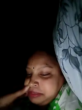 Snapshot of Arohi35 chatting on February 24, 5:44 pm Arohi35 online show from February 24, 5:44 pm