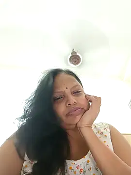 Snapshot of Arohi35 chatting on March 8, 2:21 pm Arohi35 online show from March 8, 2:21 pm