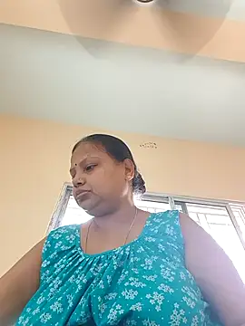 Snapshot of Arohi35 chatting on March 11, 4:18 am Arohi35 online show from March 11, 4:18 am