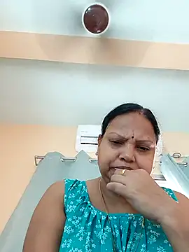 Snapshot of Arohi35 chatting on March 31, 2:35 am Arohi35 online show from March 31, 2:35 am