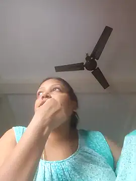 Snapshot of Arohi35 chatting on April 1, 11:11 am Arohi35 online show from April 1, 11:11 am