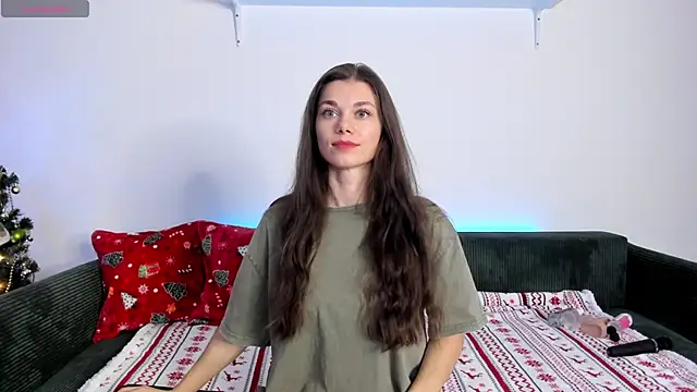 Eva McCoy online show from December 15, 9:46 am