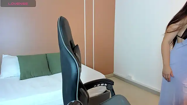 sophia martinezz  online show from September 22, 4:09 pm