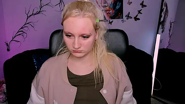 madam uliis online show from January 15, 6:55 pm