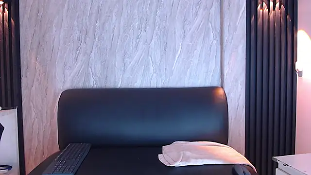 Snapshot of Gregory_Sforza chatting on September 30, 12:10 pm Gregory Sforza online show from September 30, 12:10 pm