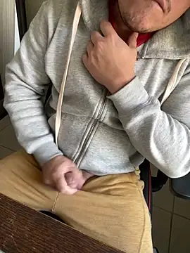 Gusta bi online show from March 27, 1:55 pm