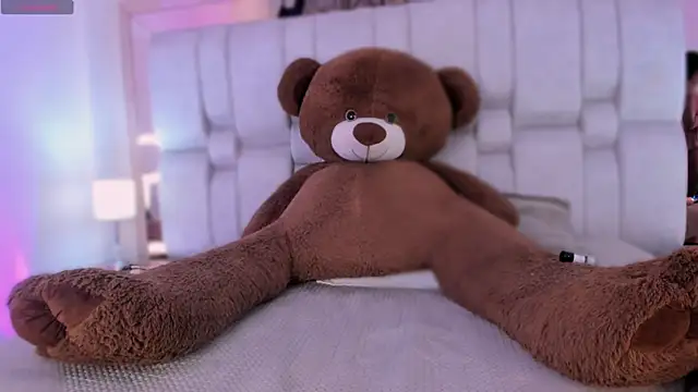 Daia Ortiz online show from April 2, 3:59 am