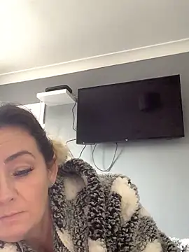 GoldenSquirter online show from November 25, 12:27 pm