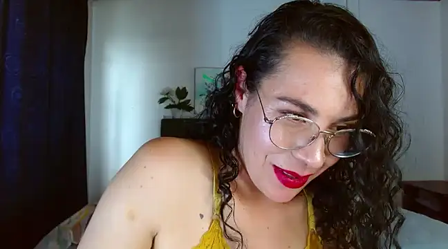 Snapshot of mia_velvet1 chatting on March 15, 5:37 pm mia velvet1 online show from March 15, 5:37 pm