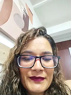 Snapshot of Rose_Thompson1 chatting on May 11, 2:45 pm Rose Thompson1 online show from May 11, 2:45 pm