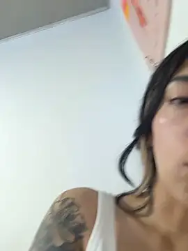 Abby Piink online show from May 2, 4:28 am