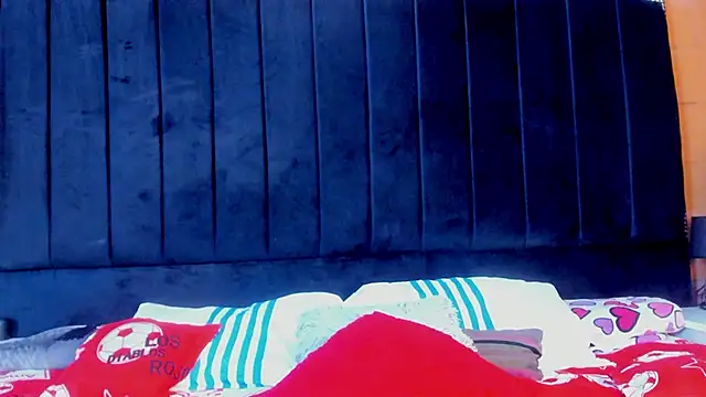 Snapshot of megan_stathann chatting on March 15, 9:38 pm megan stathann online show from March 15, 9:38 pm