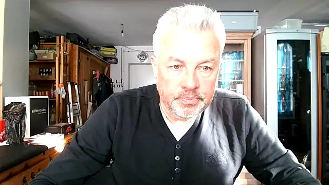 Berg Boy online show from March 20, 3:25 pm