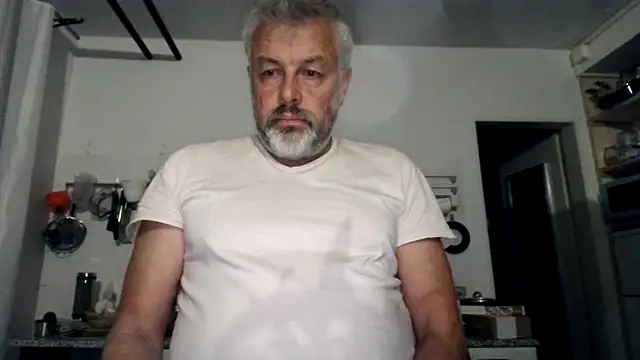 Berg Boy online show from October 18, 11:38 pm