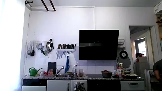 Berg Boy online show from March 19, 6:39 am