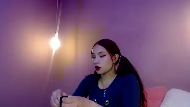 Snapshot of Rose_Fire1 chatting on March 22, 8:15 pm Rose Fire1 online show from March 22, 8:15 pm