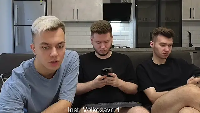 Snapshot of boys_sobolisha chatting on October 19, 1:23 pm boys sobolisha online show from October 19, 1:23 pm