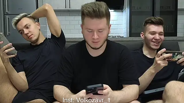 Snapshot of boys_sobolisha chatting on October 22, 8:41 pm boys sobolisha online show from October 22, 8:41 pm