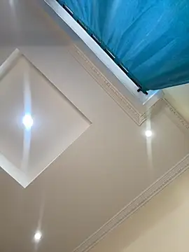 Ivelleee  online show from November 24, 8:30 pm