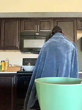 Snapshot of anthonyroth chatting on February 19, 4:58 pm anthonyroth online show from February 19, 4:58 pm