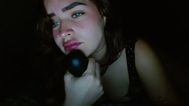 Snapshot of bran_lindi chatting on October 21, 10:54 pm bran lindi online show from October 21, 10:54 pm