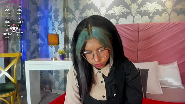 Karin Ks online show from November 19, 7:36 pm