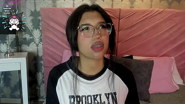 Snapshot of Karin_Ks chatting on February 27, 2:55 am Karin Ks online show from February 27, 2:55 am