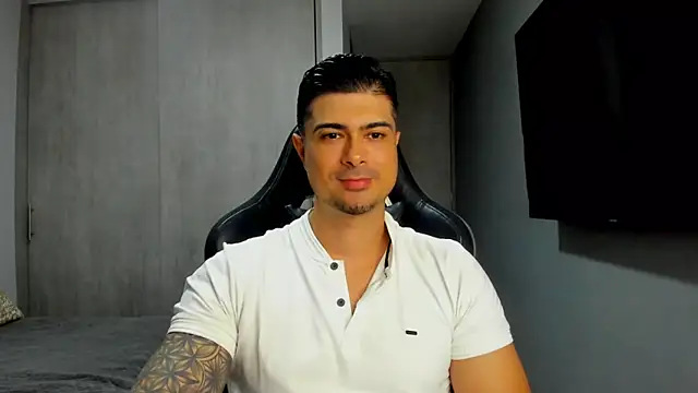 Dante Storm online show from February 9, 12:25 am