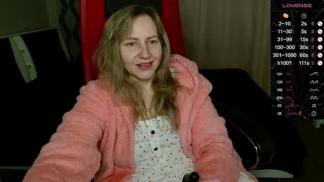 Snapshot of ganet469 chatting on December 21, 10:39 pm ganet469 online show from December 21, 10:39 pm