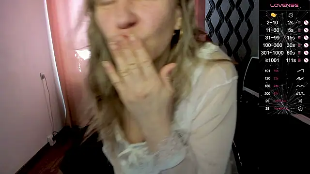 Snapshot of ganet469 chatting on March 29, 8:14 am ganet469 online show from March 29, 8:14 am