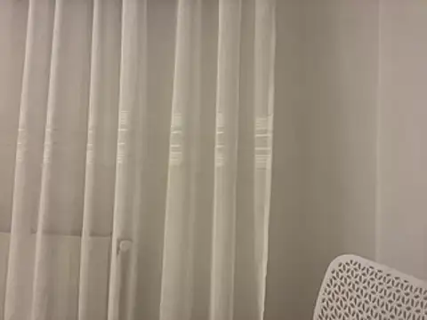 Snapshot of Veramaia chatting on June 29, 2:50 pm Veramaia online show from June 29, 2:50 pm