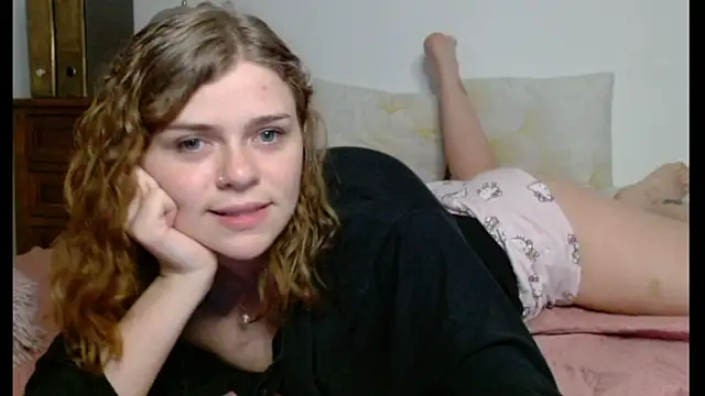 HaleyReedme online show from March 12, 7:28 pm